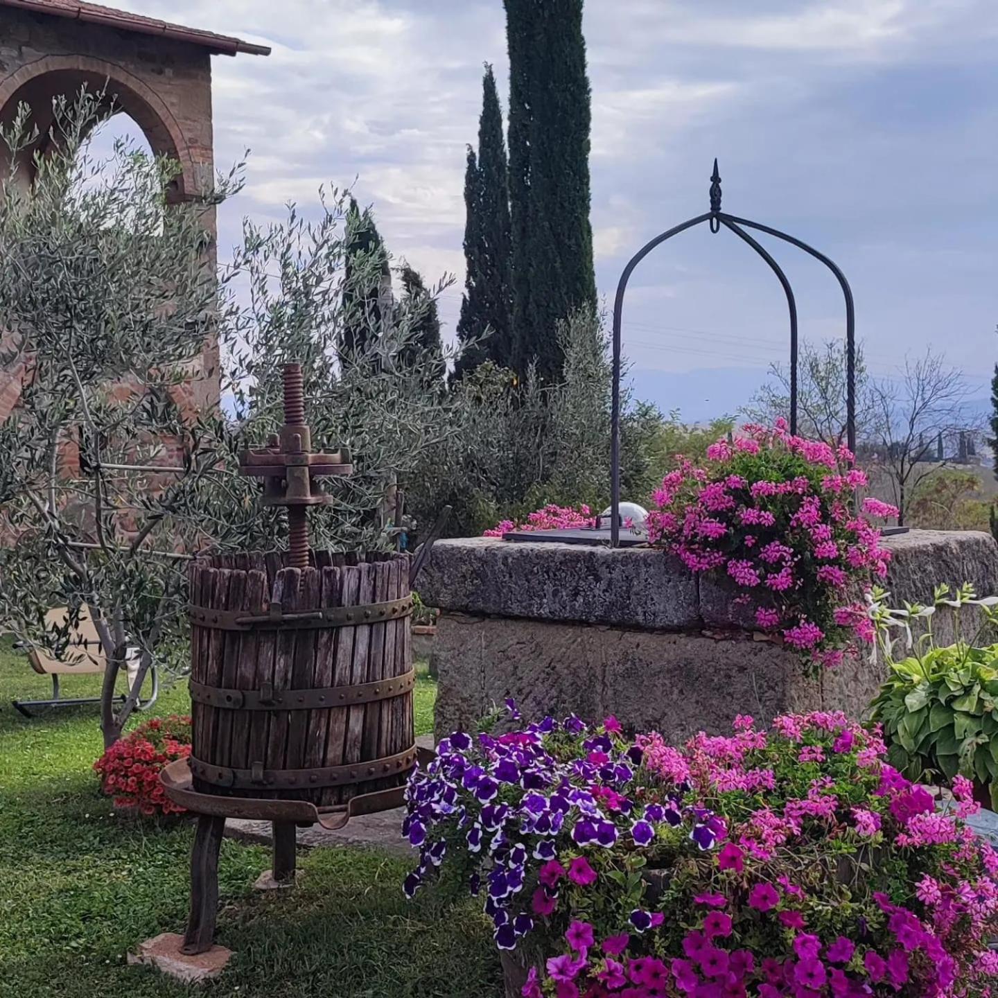 Agriturismo Il Pozzo Castiglione dʼOrcia Esterno foto